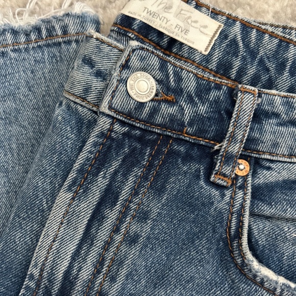 Free People 25 Dakota Straight Leg Jeans - Picture 4 of 7